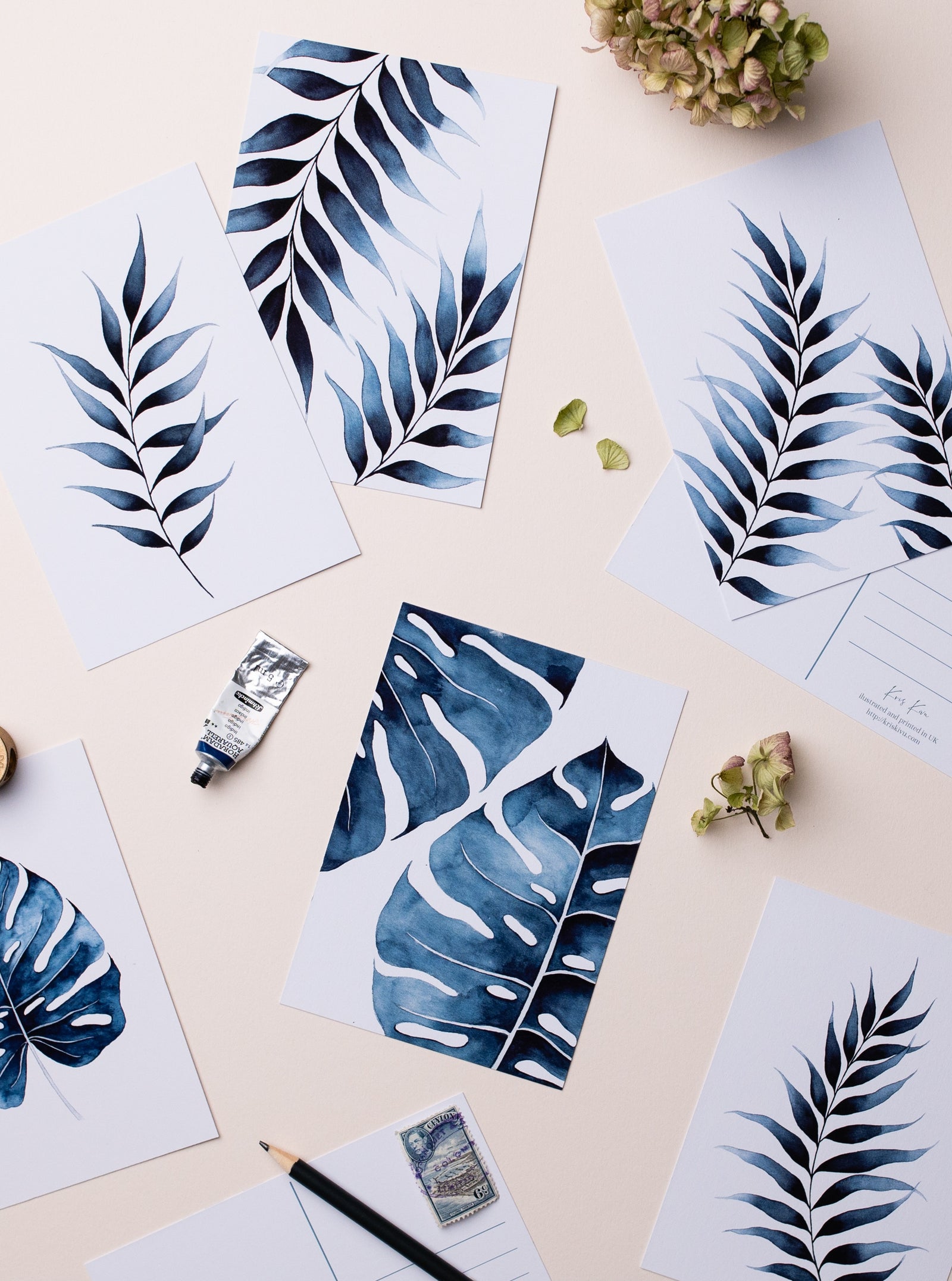 Set of 6 plant postcards